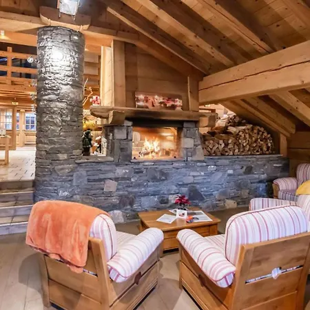 Les Alpages - 4 Pieces Pour 8 Personnes Mae-3904